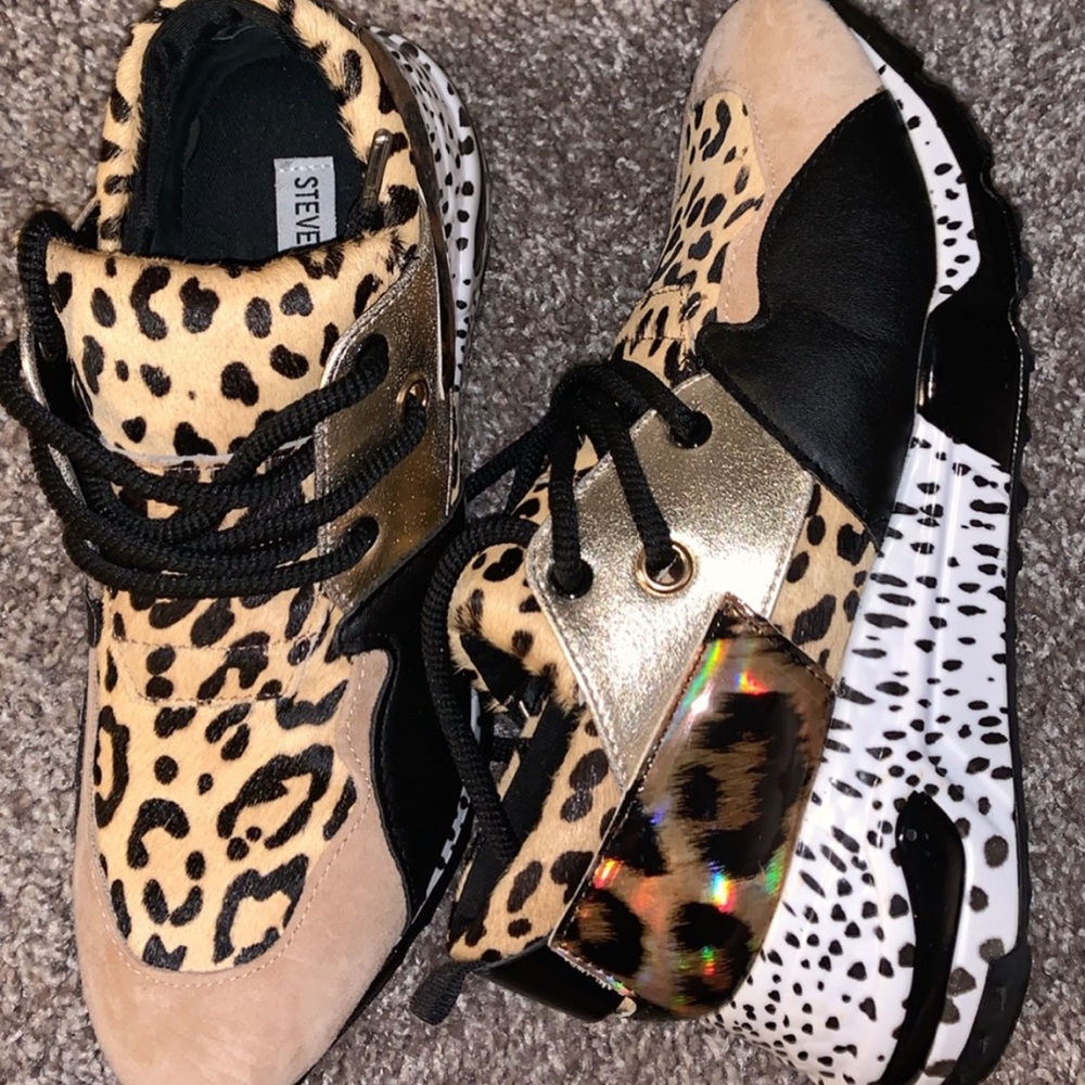 Steve Madden sneakers